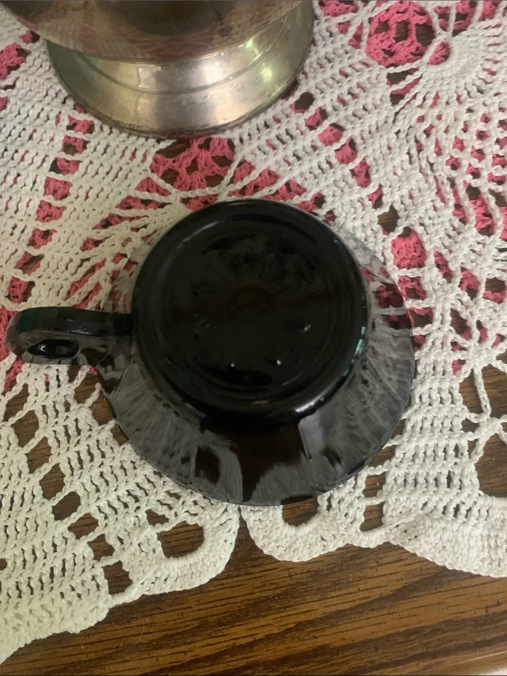 Black Glass Teacup and Saucer - Elegant Home Kitchen Accent